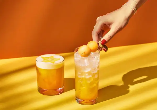 Jak zrobić drinki z wódki? Proste przepisy i triki domowe